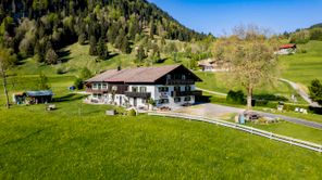Unser Landhaus mit Parkplatz