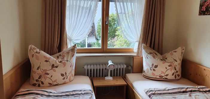 Alpenrose Schlafzimmer