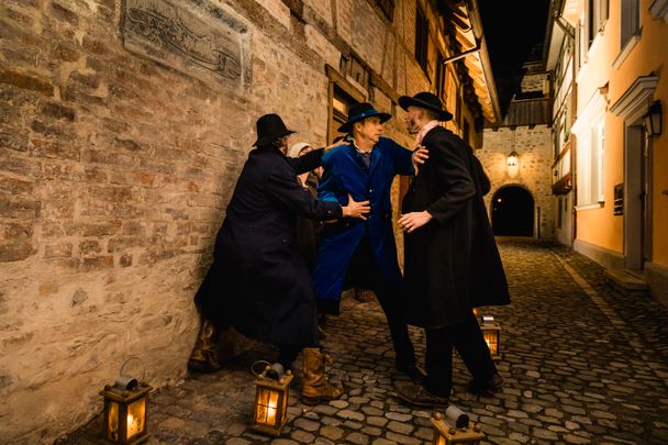 Ein spannendes Gassenspiel - Von Gaunern, Galgenvögeln und Gefahren