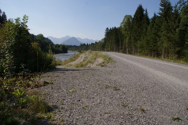 Radfahren entlang der Iller