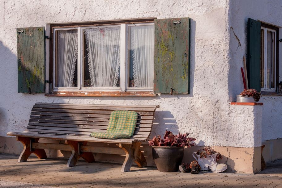 Ländlich verträumte und idyllische Höfe, Weiler und Orte begleiten die Tour.