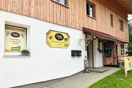 Schlemmerbox mit Spezialitäten der Schönegger Käse-Alm