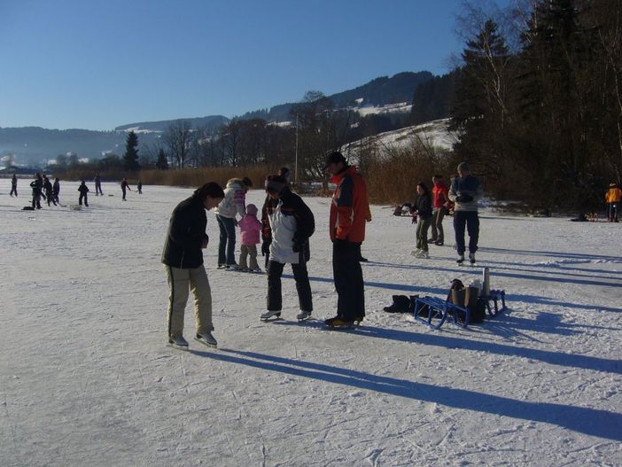Zugefrorener See