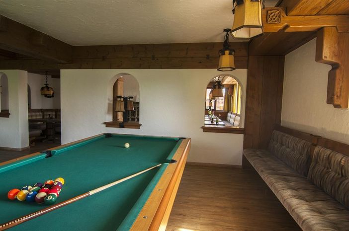 Aufenthaltsraum/ Billiardzimmer