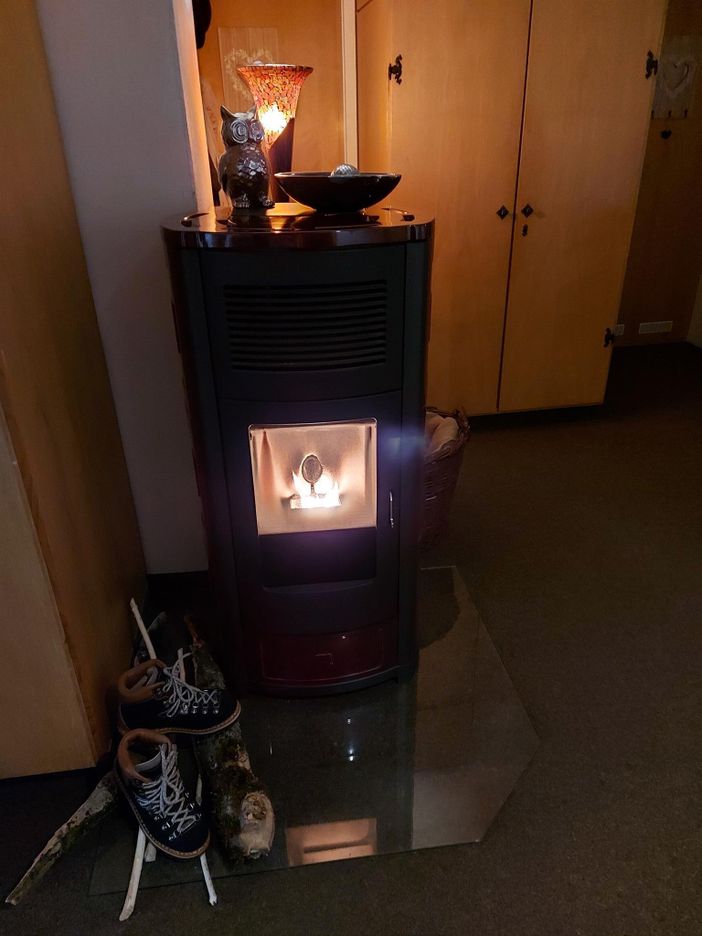 gemütliches Feuer, EG