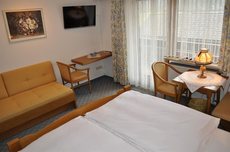 Doppelzimmer mit Balkon Zimmeransicht
