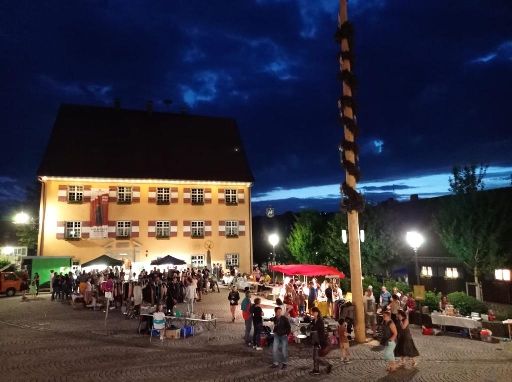 Nachtflohmarkt