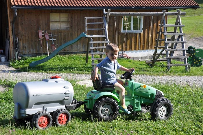 Bei uns werden Ihre Kinder schnell zum Landwirt