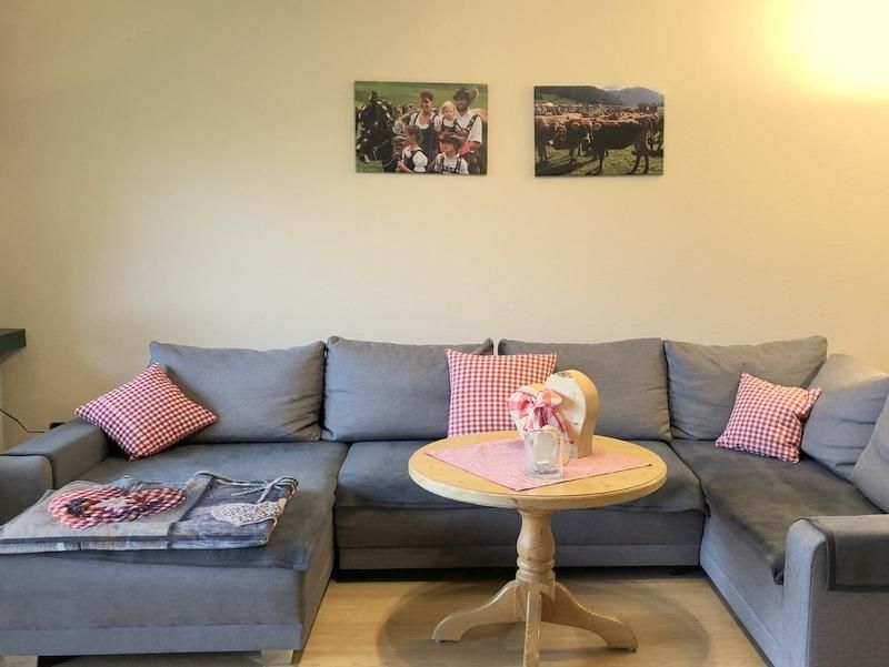Wohnung Riedbergerhorn Wohnraum neu1
