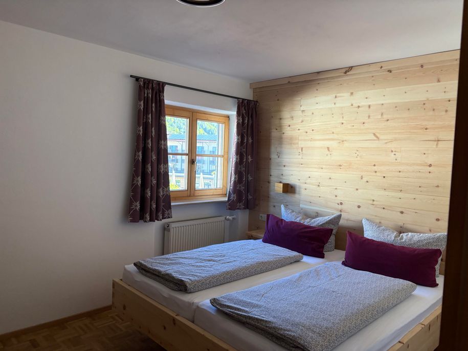 Schlafzimmer Fewo