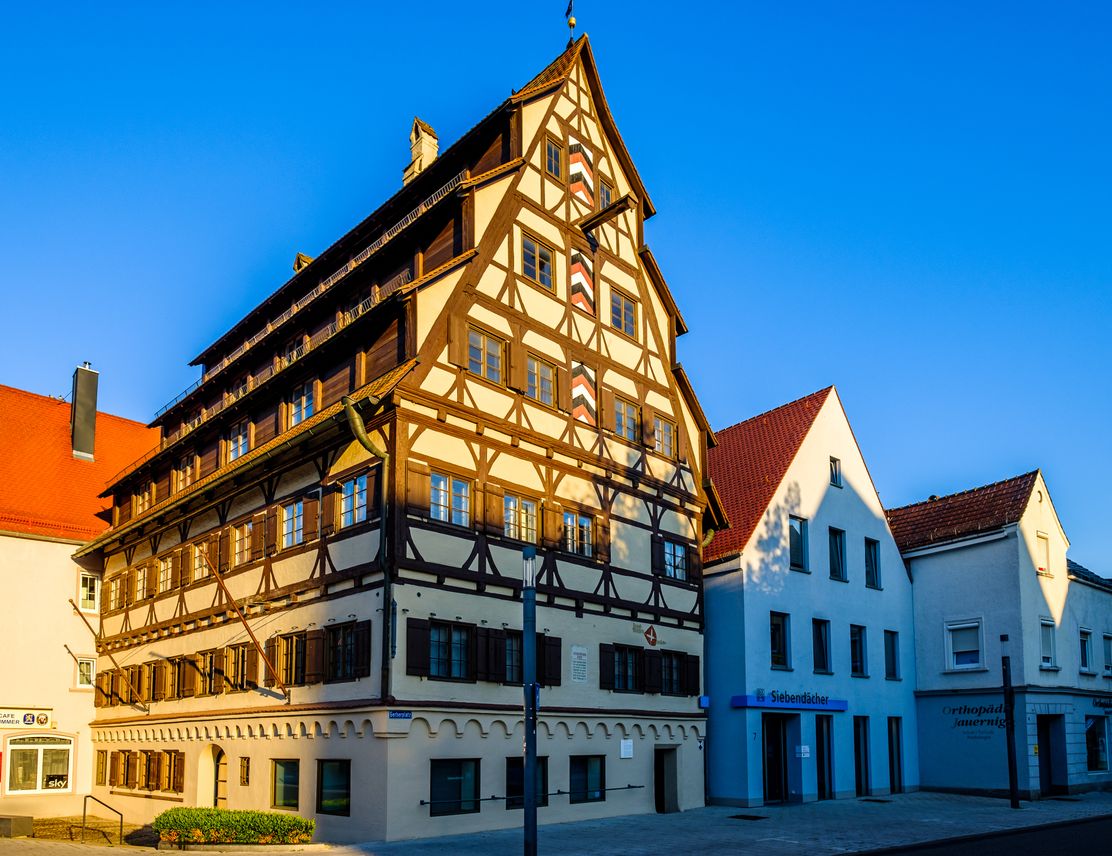 Memmingen_Siebendächerhaus (c) Ralph Hoppe - www.FooTToo.de-stock.adobe.com
