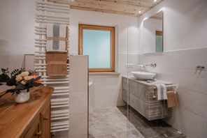 K-69102_FeWo-Alpenroesle-Bad_6752_©Tanner-Werbung