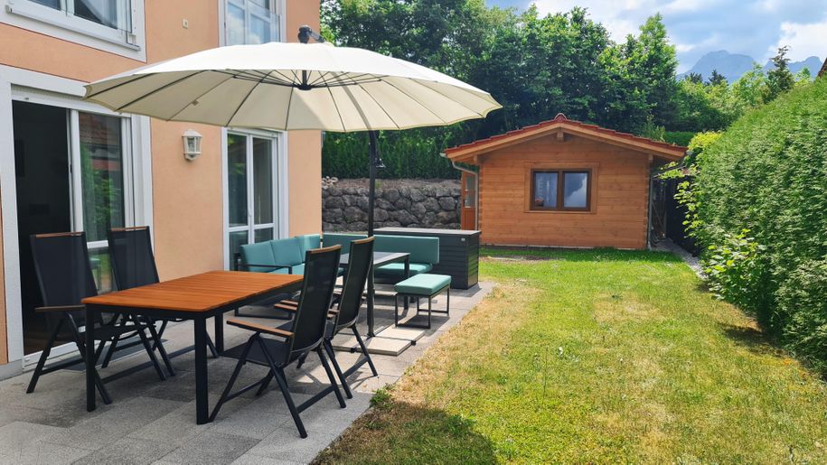 XL-Sonnen-Terrasse mit Ess- & Lounge-Bereich