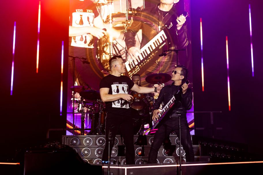 12_OVoQfeat.MarcMartel_Credit_CrystalK.Martel