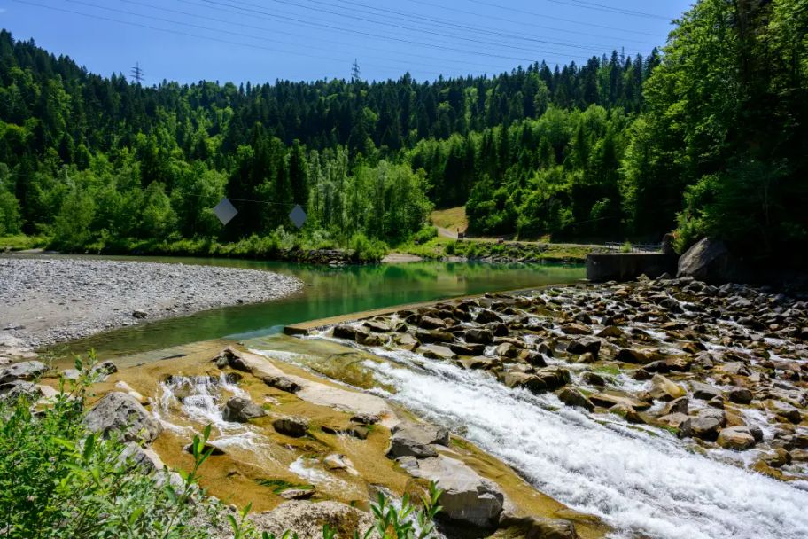 In Langenegg der Energie auf der Spur – Moore, Schluchten und ein wilder Fluss