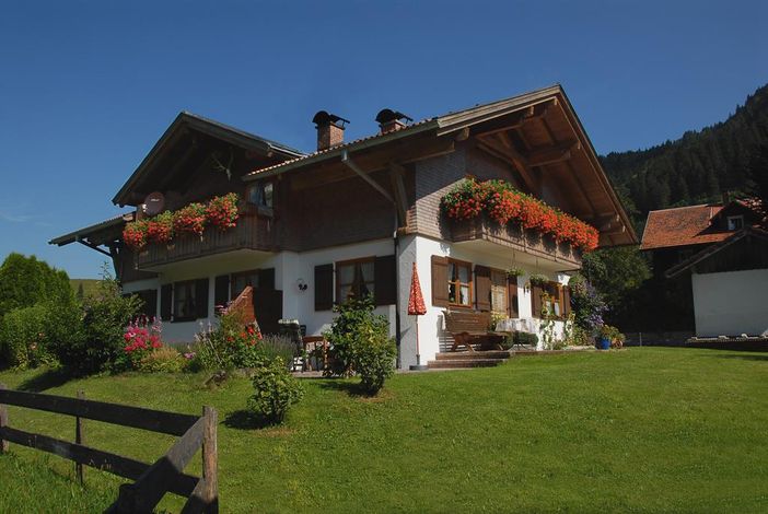 Haus 1