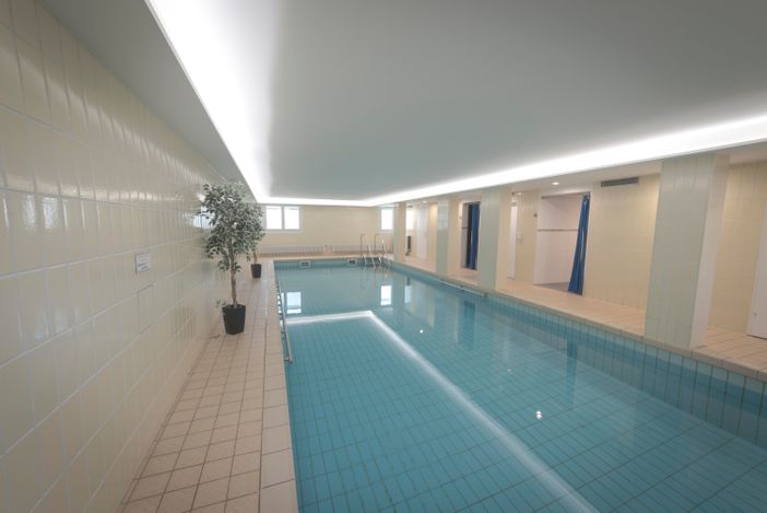Hallenbad