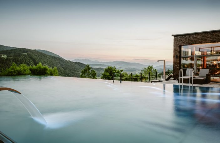 Infinitypool