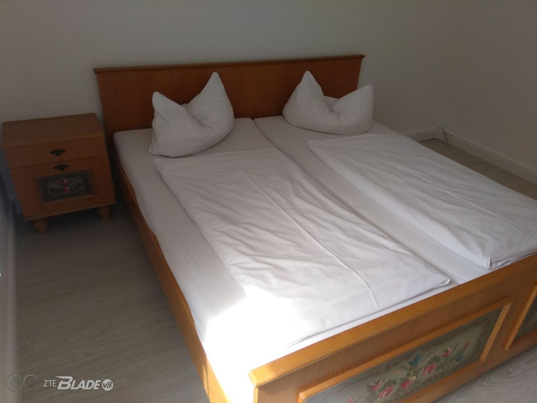 45395840_246400722694291_5768095831047536640_n