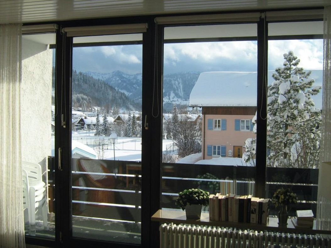 Blick auf Berge im Winter