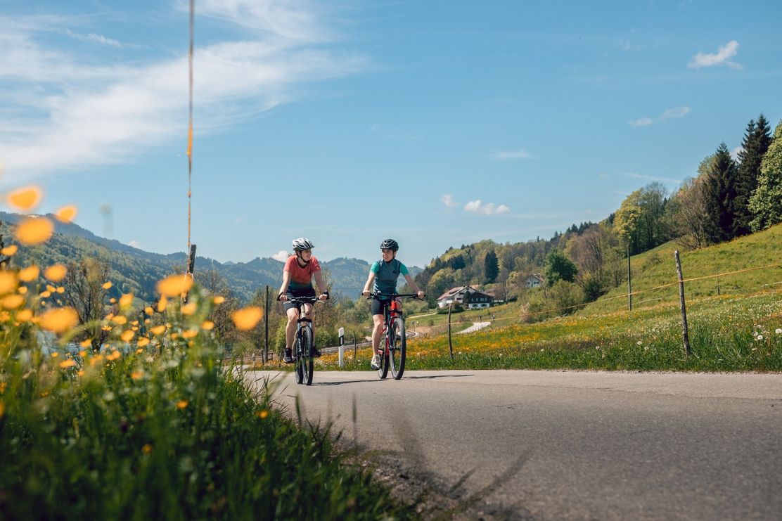 Radfahren am Großen Alpsee
