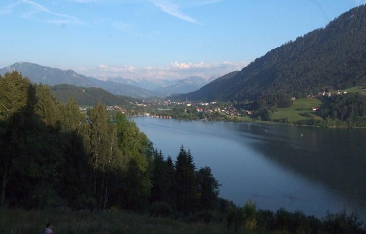 Umgebung am größten Allgäuer Natursee