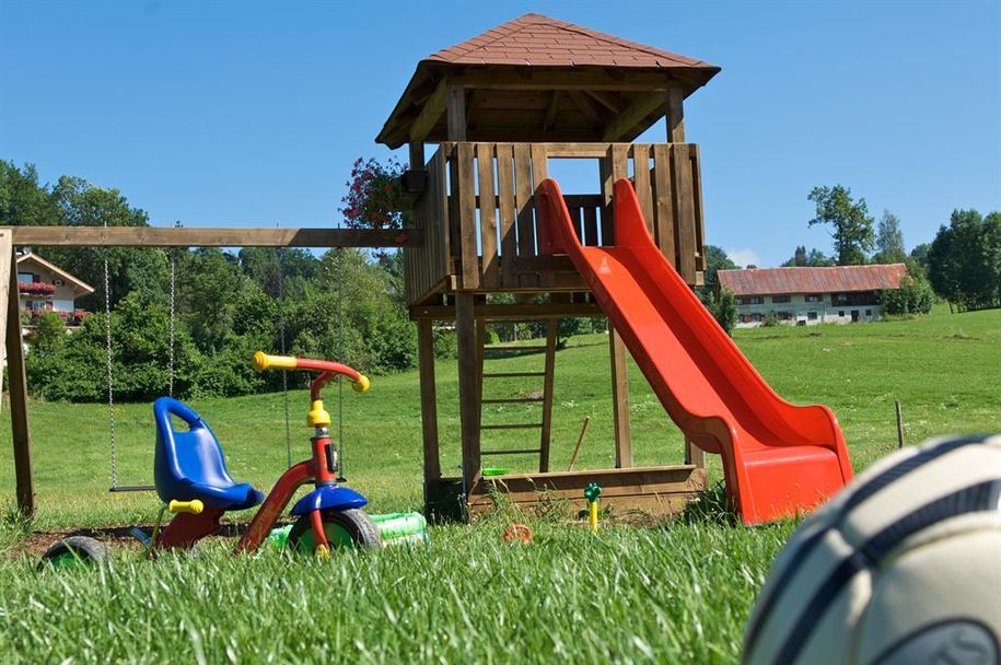 Spielplatz Familienhotel Mühlenhof Oberstaufen