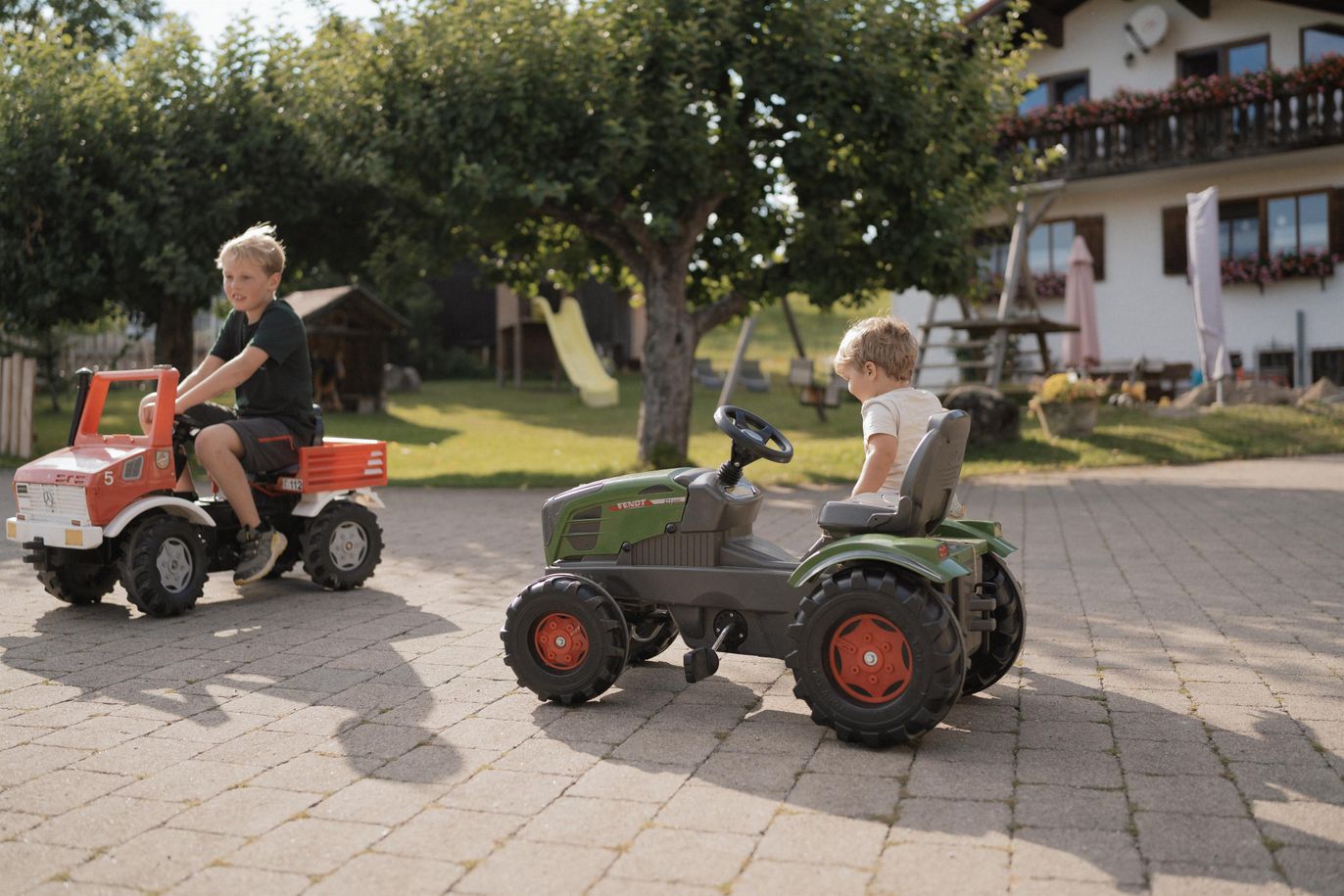 34 Trettraktoren für die kleineren