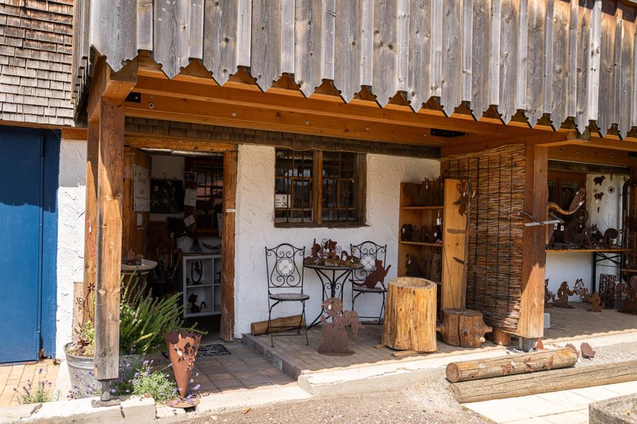 Der kleine Laden auf dem Tannheimer Hof