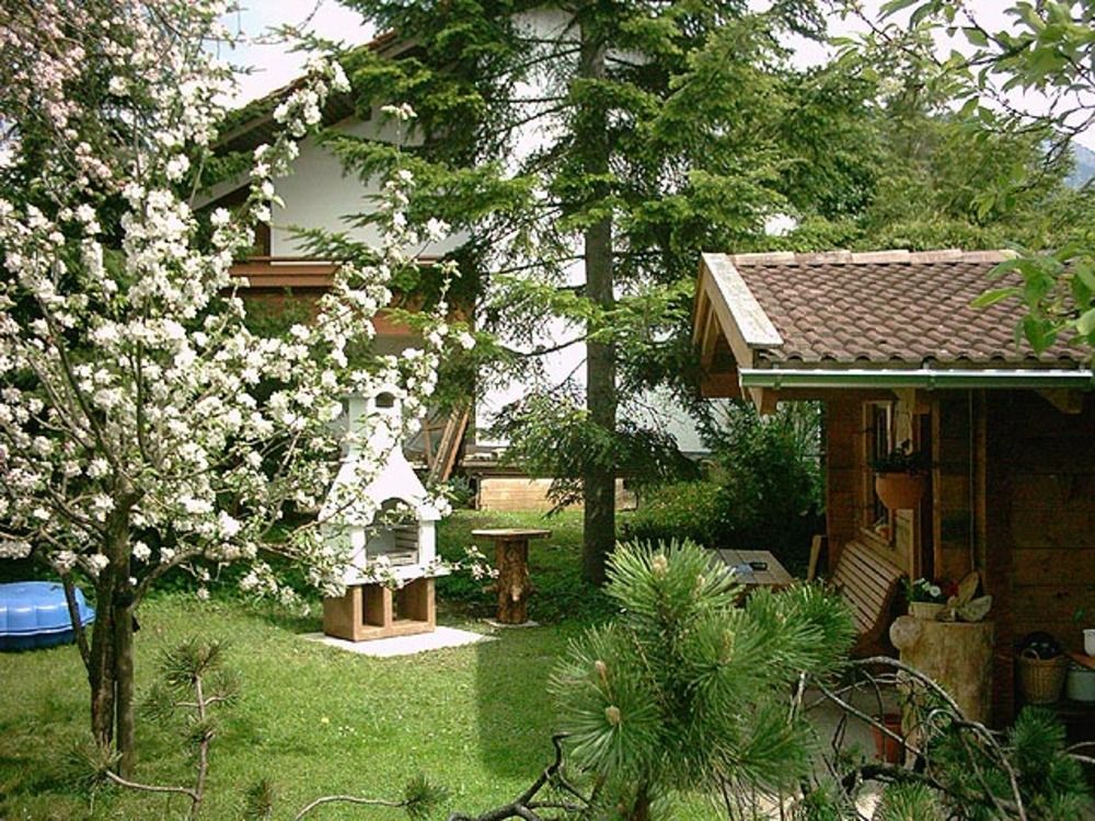 unserblockhausmitgrillplatz