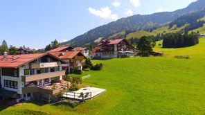 Traumhafte Lage am Berg
