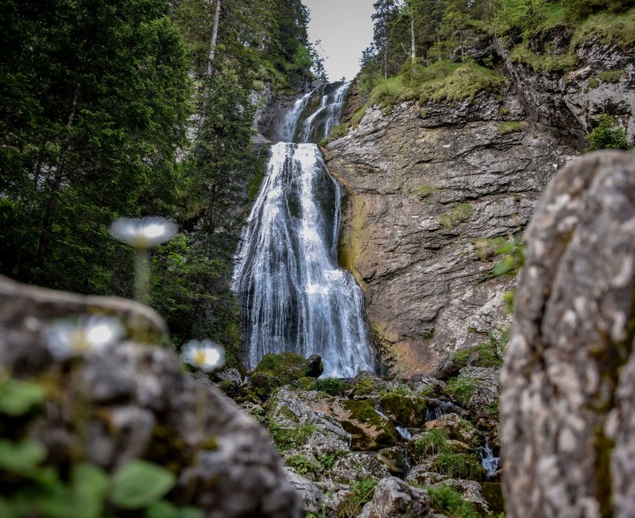 Kenzenwasserfall unweit der Kenzenhütte