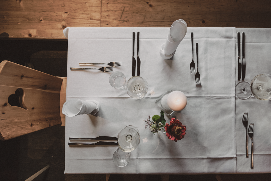 gedeckter Tisch fuchsalm
