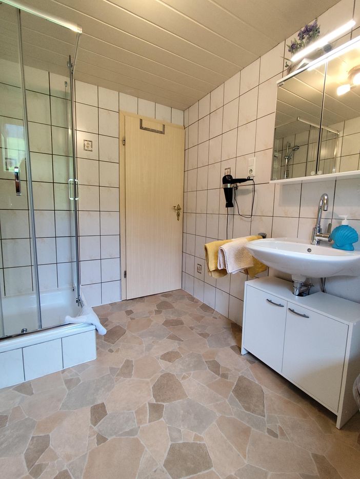 Großes Tageslichtbad 1725547399226