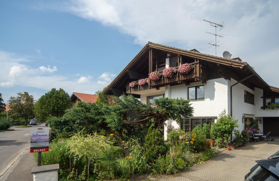 K-12163_Haus-aussen_7596-Ausschnitt__Tanner-Werbun