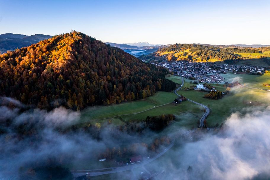 Oberstaufen im Schatten des Berges Staufen