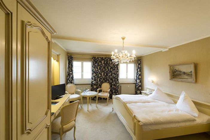 mediteran romantisches Doppelzimmer