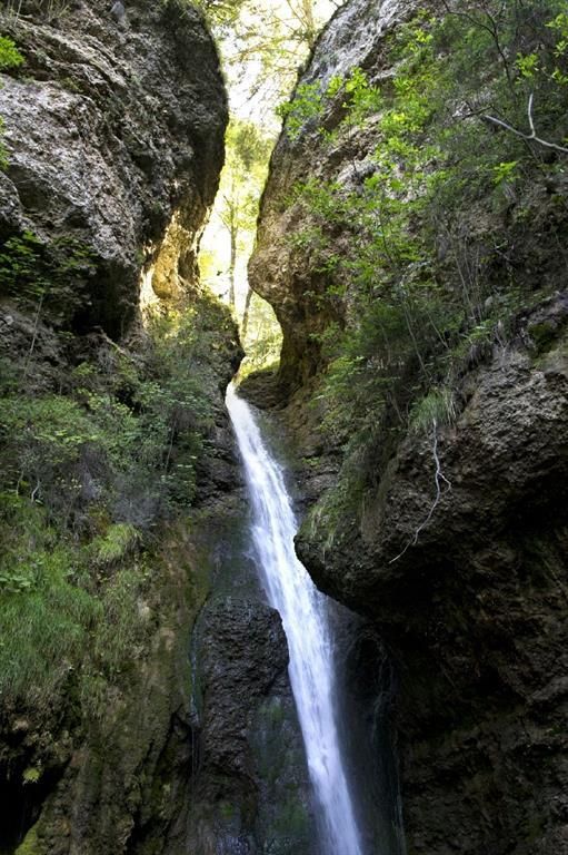 Der Hinanger Wasserfall im Sommer