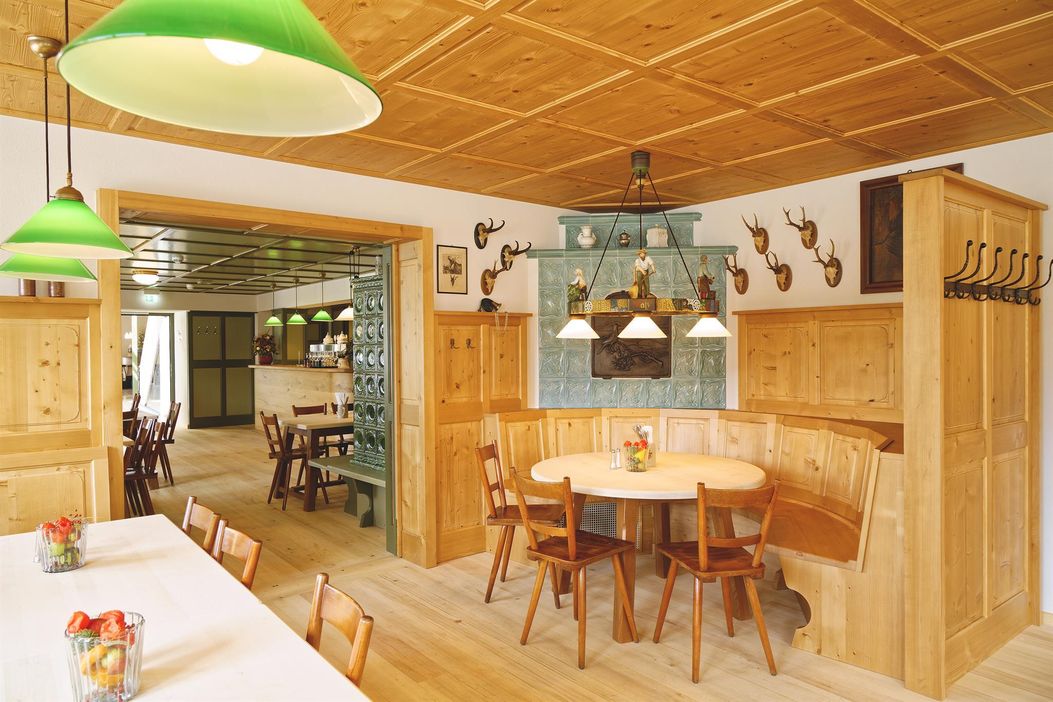 hofgut_farny_kugel_stube2