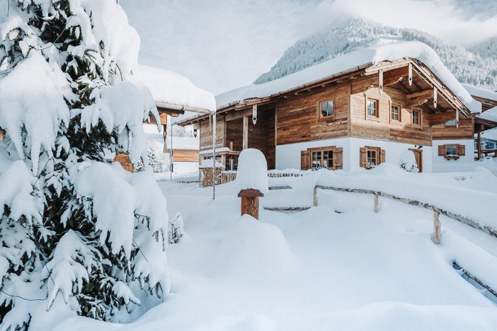 36_alpzitt_allgaeu_chalets_chaletdorf_burgberg_sau