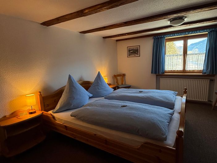 Schlafzimmer 2