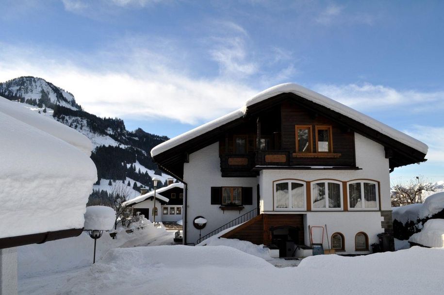 Haus Hildegard im Winter