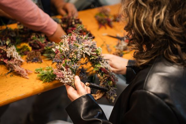 2024_blumenkraenze-binden_otm-8